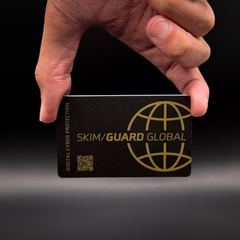 Skim Guard Global - hold card